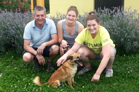 Paco con la sua nuova famiglia